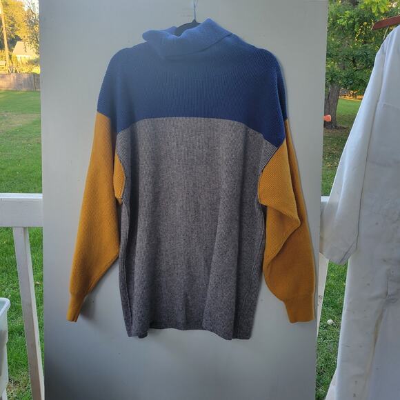 Free People Womens Turtleneck Sweater Large Colorblock Softly Structured Ribbed - Picture 1 of 7